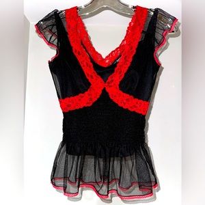 Betsey Johnson, vintage SEXY blk and red lacy net top! Women’s size 2 🖤💋❤️
